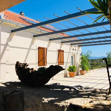 Villa Fani *