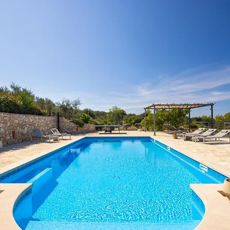 Fani Villa Supetar