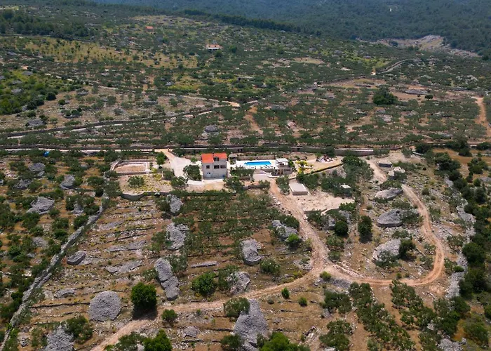 빌라 Fani